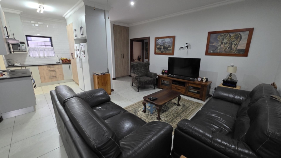 3 Bedroom Property for Sale in Melodie North West